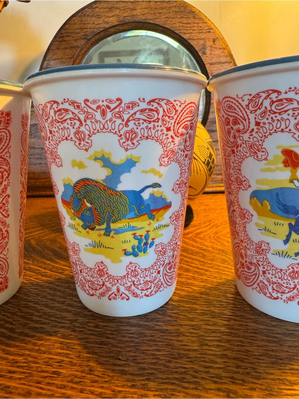 Charming Western-Illustrated Drinking Cups - Picture 4 of 8